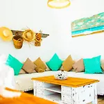 Turquesa Beach&pool דירה