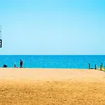Turquesa Beach&pool דירה