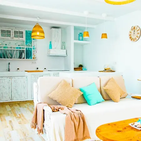Turquesa Beach&pool Apartment *