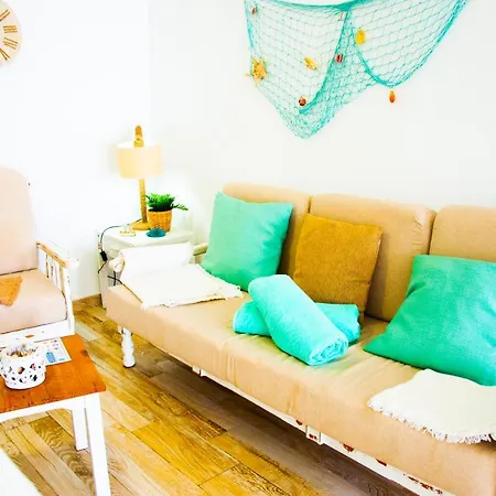 Turquesa Beach&pool Apartment Playa Honda (Lanzarote)